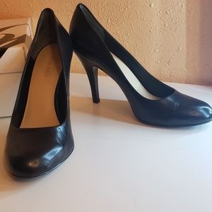 Black nine west heels